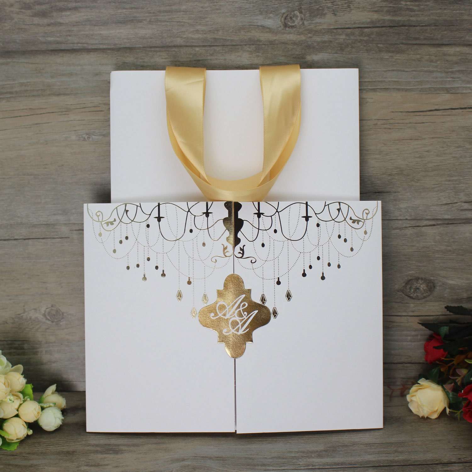 Foiling Invitation Card with Hand Bag Gate Fold Wedding Invitation Elegant Card 